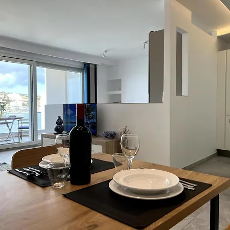 Beautiful Studio In Spb With Views By Homely St. Paul's Bay