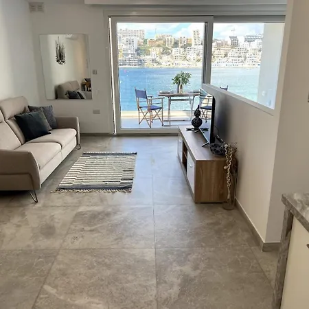 Apartment Beautiful Studio In Spb With Views By Homely *