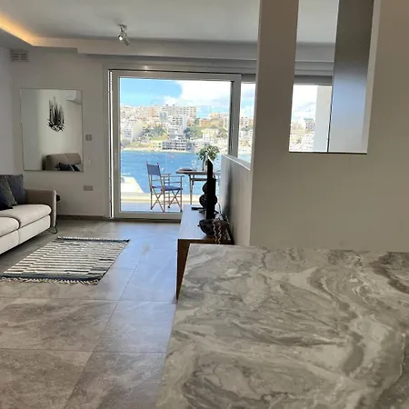 Beautiful Studio In Spb With Views By Homely *