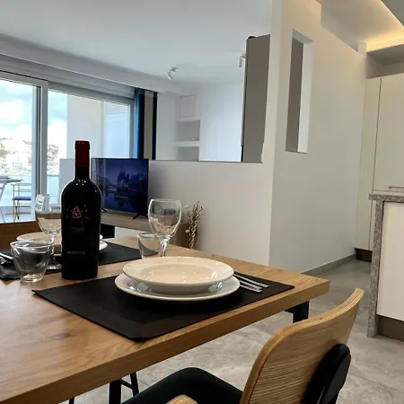 Beautiful Studio In Spb With Views By Homely Appartement